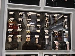 -Wisezone唯点穿耳打耳洞专业国际连锁品牌