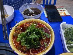 -马路边边麻辣烫(世纪金源店)