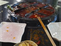 -邓莽子老火锅(中兴路总店)