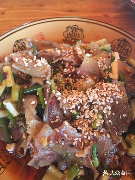 老街肥肠农家乐凉拌拱嘴图片