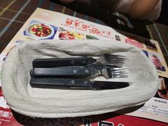 餐具摆设-路易十三西餐厅(西关新天地店)