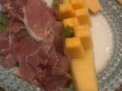 -Vinup薇葡·葡萄酒自助Bar(江宁路店)