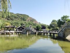 -灵岩山风景区