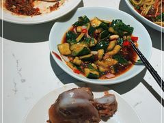 -关东小磨东北菜(漕河泾印象城店)