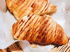 流奶黄金羊角-麦田工坊(月湖店)