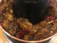 -超越炭火牛蛙火锅鸡(河东店)
