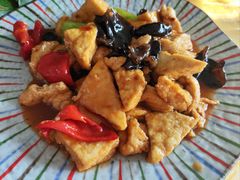 -天天向上素食餐厅(五台山店)