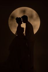 -雪中彩影婚纱摄影·微光艺术中心