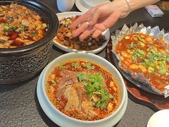 -万重锦·人文川菜馆(骡马市店)