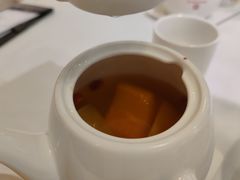 雪莲花胶炖木瓜-尚一汤 广东炖汤(金桥国际店)