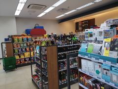 -全家便利店(景昙路店)