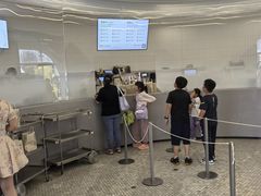 -喜茶(迪士尼小镇·平行宇宙店)