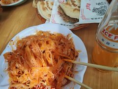 -晓峰手工擀面皮(新民街总店)