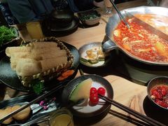 台式麻辣锅-湊湊火锅·茶憩(杭州湖滨银泰in77店)