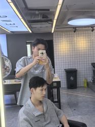 -藤野造型烫发染发