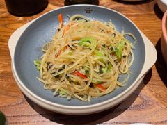 皱皮椒韭菜花炒洋芋丝-云海肴·汽锅鸡·云南代表菜(美罗城店)