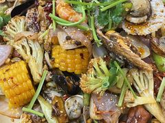 -老东镇啤酒屋海鲜加工·蒸汽海鲜·海鲜烧烤(台东店)