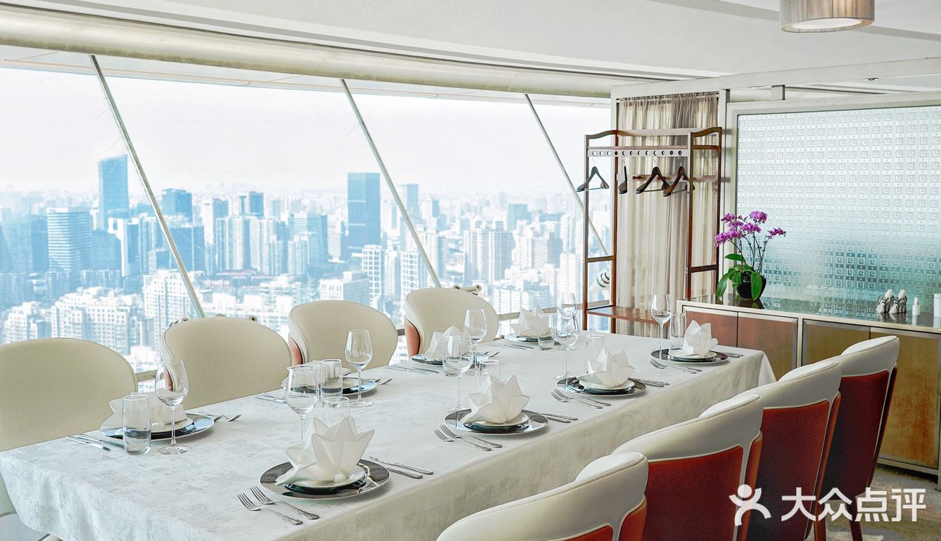 🍰 45层云端直面三件套，春日下午茶必打卡‼️