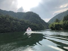 -三百山服务区-停车场