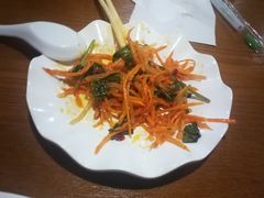 -怡妮新疆风味餐厅(东江湾路店)
