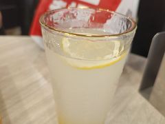 VC乳酸柠檬茶-康师傅私房牛肉面(马泉营奥莱店)