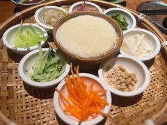 -包整·丝娃娃(甲秀楼景观店)