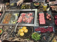-牛里牛气· 榴莲海鲜鲜牛肉自助火锅·烤肉(横岗店)