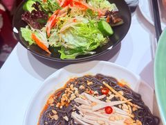 -巷子宽·酸菜鱼(迪士尼小镇店)