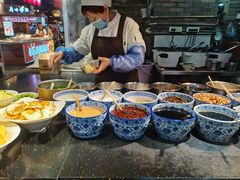 -八一路好吃街(雨田商务大厦店)