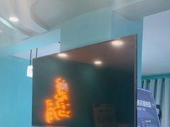 -荒岛实景沉浸密室(江汉路1店)