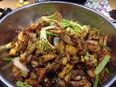 -椒行天下·干锅·牛蛙(万宝店)
