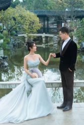 -挪娅婚纱摄影皇家会所