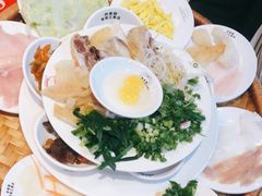 -桥香园云南过桥米线(金马碧鸡店)