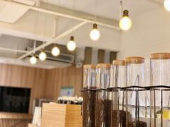 -顶东面包花园·生日蛋糕(世博店)