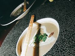 蘑菇汤-Kathleen's Waitan 凯圣琳江景西餐厅(外滩店)