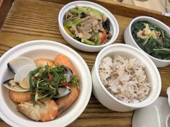 -雪梅月子中心(华侨城店)