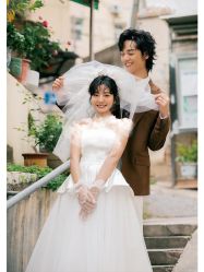 -雪中彩影婚纱摄影·微光艺术中心