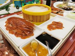 -良友·海鲜青岛菜·海肠捞饭(五四广场店)