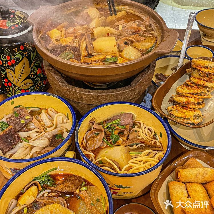 武汉的朋友,答应我一定要吃这家牛杂锅好吗!
