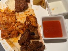 艾菲斯单人烤肉拼盘-Efes Turkish & Mediterranean Cuisine 艾菲斯餐厅(陆家嘴店)