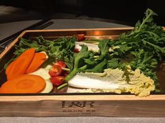 -左庭右院鲜牛肉火锅黑金店(陆家嘴中心店)