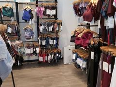 -lululemon(比斯特购物村店)