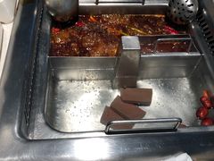 -海底捞火锅鲜切牛肉主题店(长寿路店)