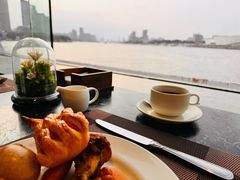 -白天鹅宾馆·美食屋