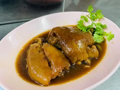 -Kha Mu Charoensang(Silom)