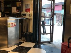 -新大咀港式茶餐厅(宝山万达店)