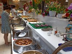 自助取餐区-泉福居酱骨头自助广场(南大街商业步行街店)