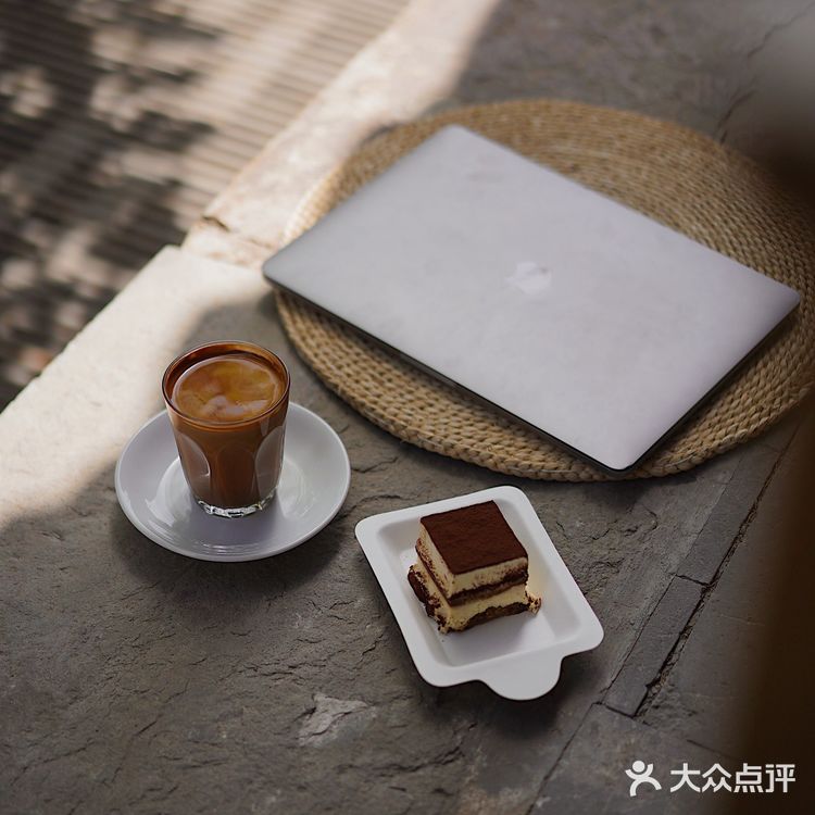 北京 | 绝美四合院咖啡店,远程办公的北漂青年