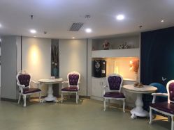 -南京健丽·去眼袋医疗美容机构