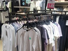 -唯品会(北京国瑞城店)